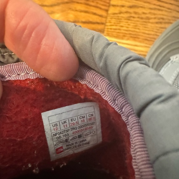 North face snow boots little kid size 12 - Picture 5 of 5